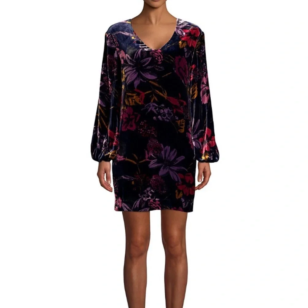 NWT TRINA TURK Eclair Floral Velvet Shift Dress Size Large - Picture 1 of 6